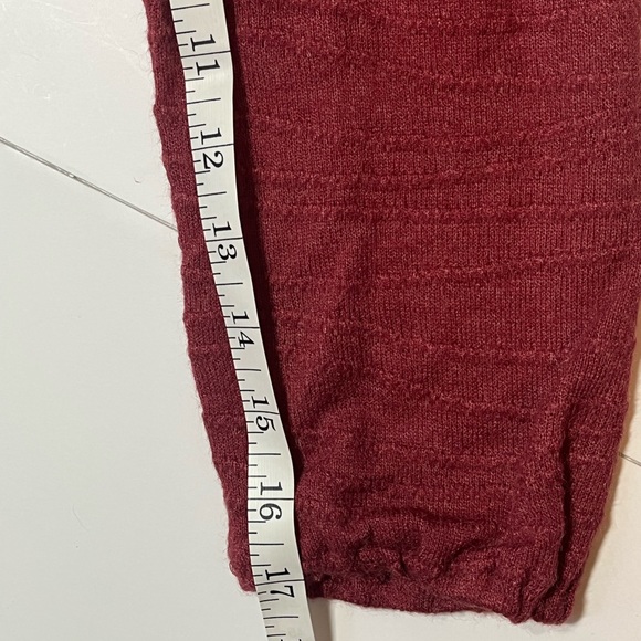 Sharagano long sleeve top with zipper detail in red, size M - Picture 8 of 11